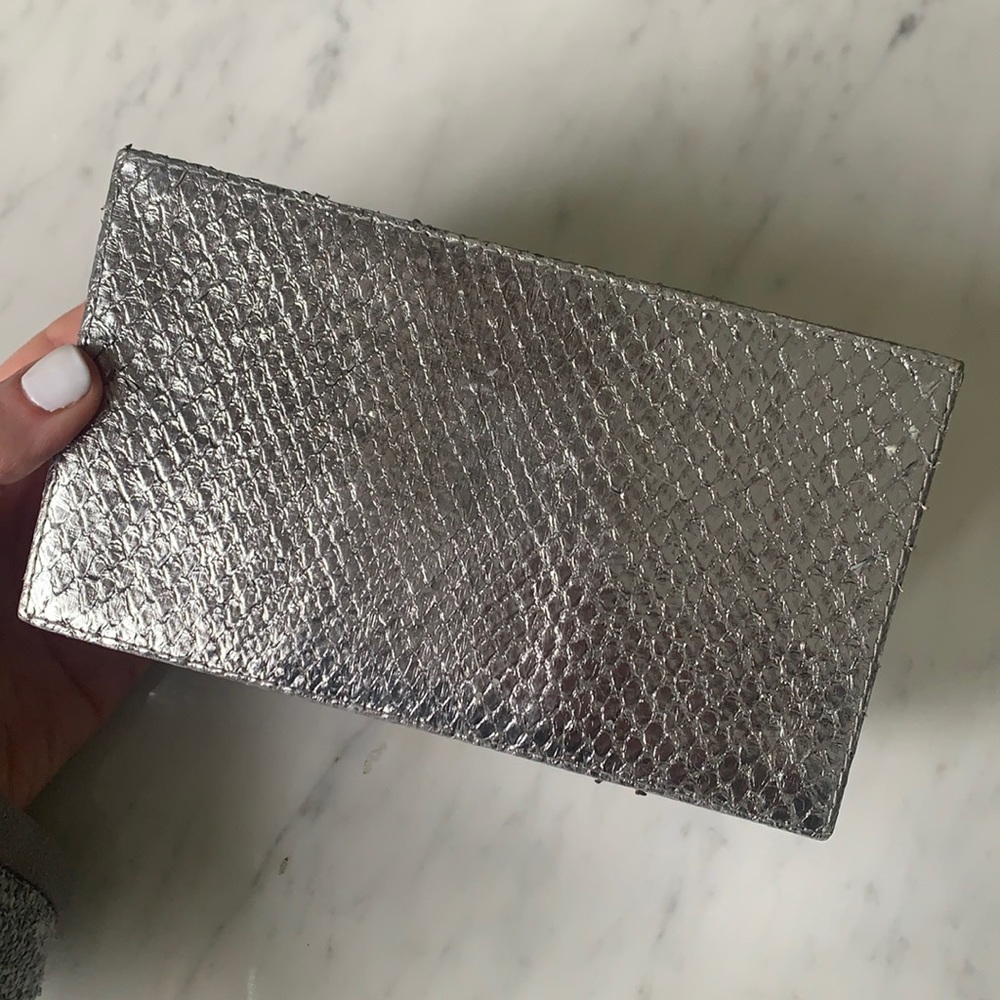Silver python box evening bag - Picture 2 of 8